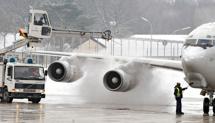 Prueba AMS 1428-1 para la aceptación aerodinámica de fluidos descongelantes y antihielo de aeronaves