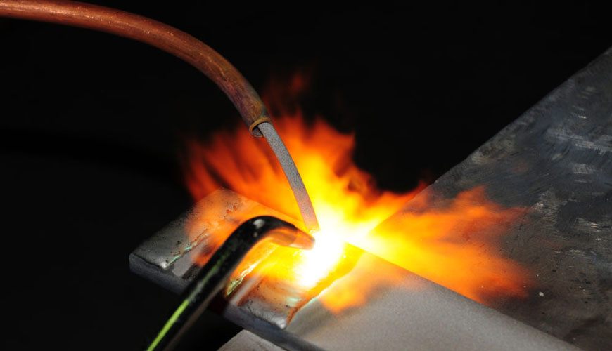 ASTM D1310 Standardna preskusna metoda za plamenišče in vžigalno točko tekočin z napravo z nalepko z odprto skodelico