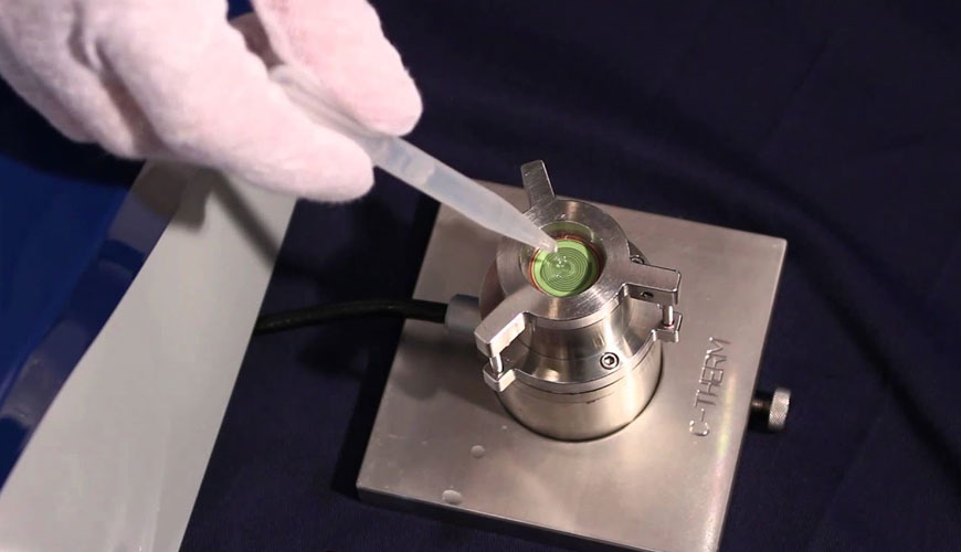 ASTM D696 Vitreus Silika Dilatometre ile -30°C ile 30°C Arasındaki Plastiklerin Lineer Termal Genleşme Katsayısı için Standart Test Yöntemi