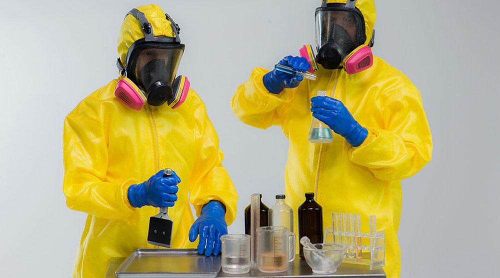 ASTM F1001-12 Standard Guide for Chemical Selection When Evaluating Protective Clothing Materials