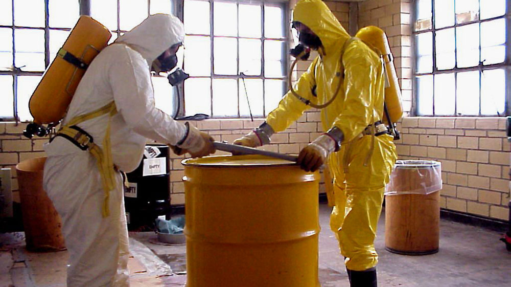 ASTM F1002-15 Belirli Erimiş Maddelere ve İlgili Termal Tehlikelere Maruz Kalmış Çalışanlar İçin Koruyucu Giysi ve Malzemeler İçin Standart Performans Şartnamesi
