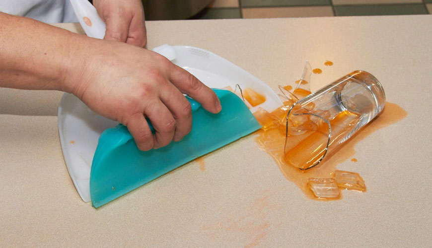 BS 7959-1 Sıvı Dökülmelerinin Kontrolü için Kullanılan Malzemeler, Bölüm 1: Emiciliğin Belirlenmesi