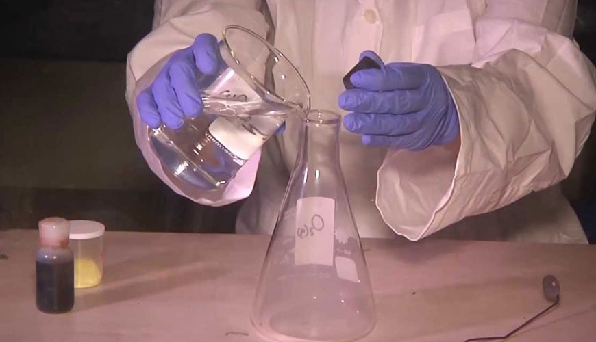 Prueba DIN 50018 en una atmósfera saturada en presencia de dióxido de azufre Prueba DIN 50018 en una atmósfera saturada en presencia de dióxido de azufre