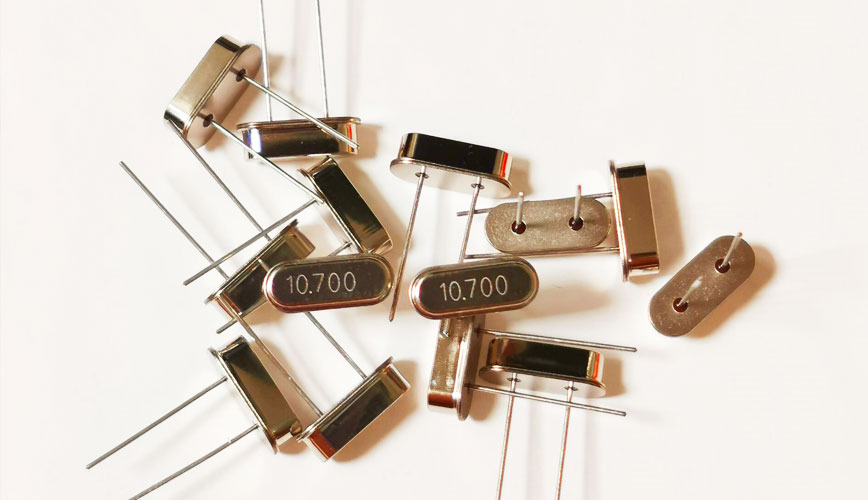 EIA 512 Kuvars Kristal Birimlerinin Eşdeğer Elektriksel Parametre Testi