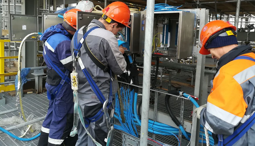 EN 1149-5 Ropa de protección - Propiedades electrostáticas - Parte 5: Requisitos de diseño y rendimiento del material