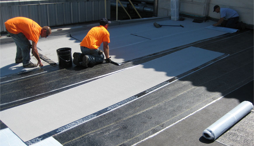 EN 12310-1 Su Yalıtımı için Esnek Levhalar - Bölüm 1: Su Yalıtımı için Bitüm Levhalar - Yırtılmaya Karşı Direncin Tayini