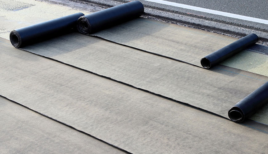 EN 12317-1 Su Yalıtımı için Esnek Levhalar - Derzlerin Kayma Direncinin Tayini için Test