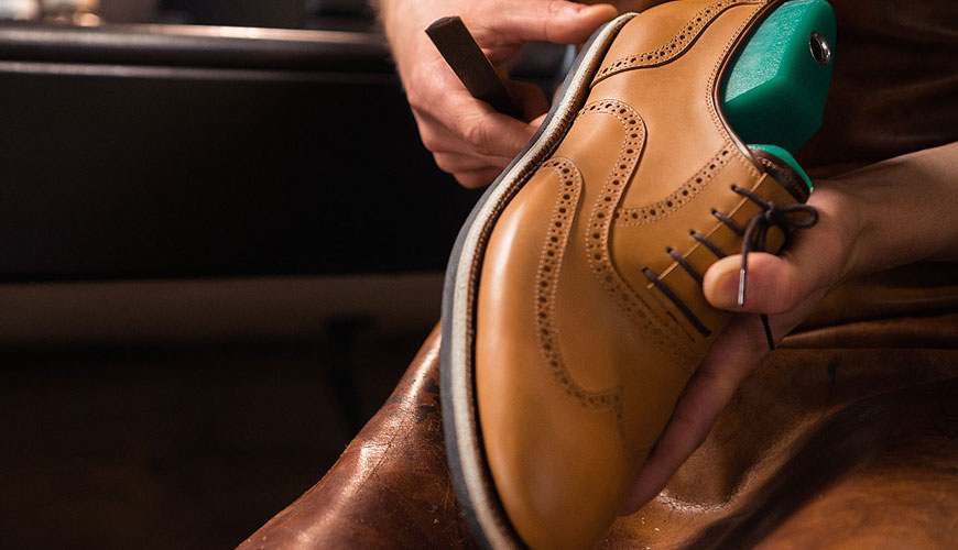 EN 12771 Ayakkabı, Dış Tabanlar için Test Yöntemleri, Yırtılma Mukavemeti için Standart Test