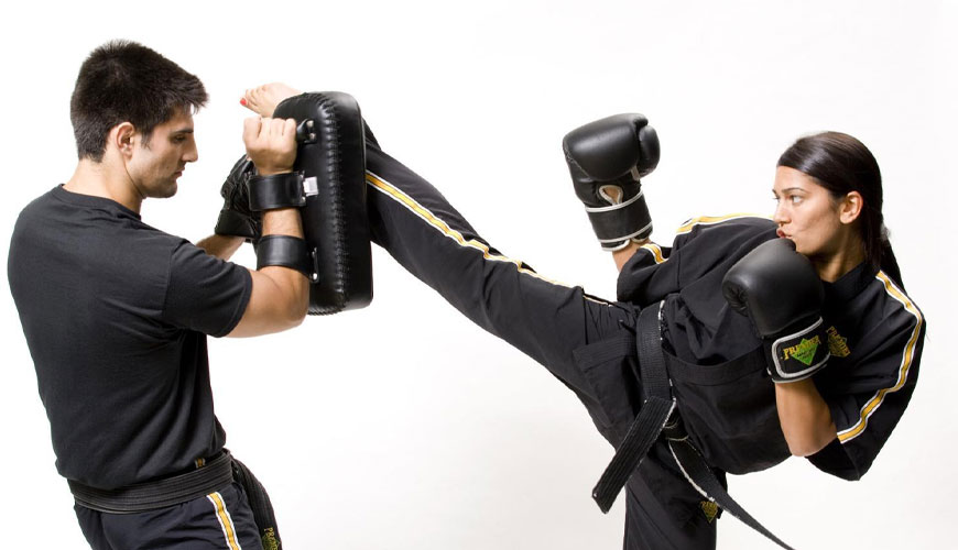 EN 13277-7 Equipo de protección marcial: requisitos adicionales y métodos de prueba para protectores de manos y pies