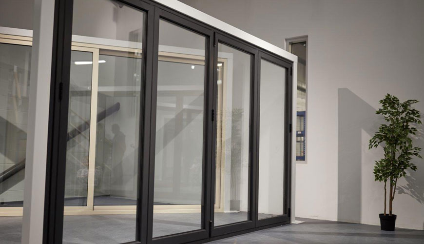 EN 13541 Bina içi Cam - Güvenlik Camı - Patlama Basıncına Karşı Direncin Test Edilmesi ve Sınıflandırılması için Standart Test