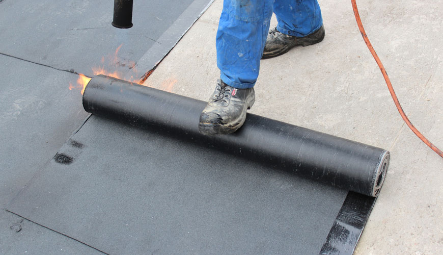 EN 13583 Fleksibilne plošče za hidroizolacijo - Bitumenske, plastične in gumijaste plošče za hidroizolacijo strehe - Določanje odpornosti proti toči