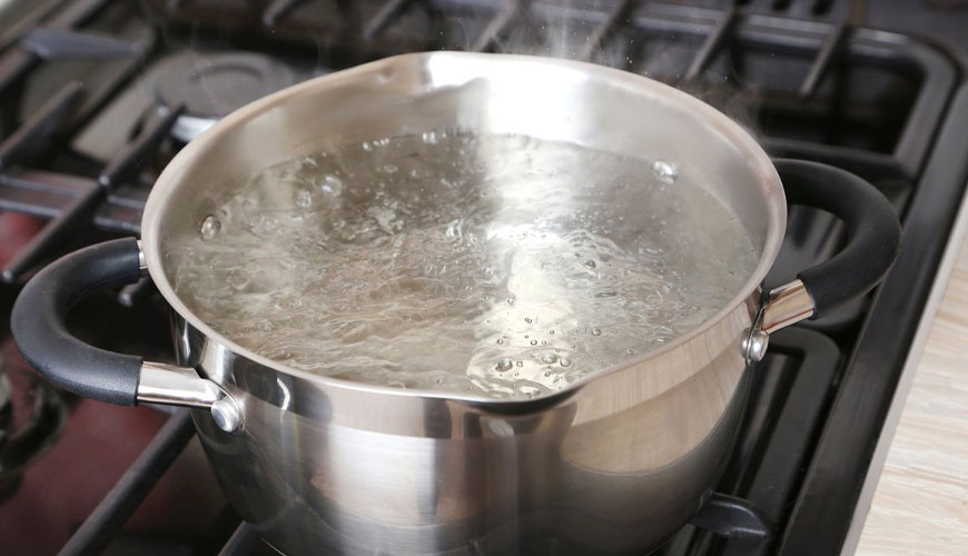 EN 13750 Grelniki vode za gospodinjstvo, zahteve in preskusne metode za uporabo na kuhalni plošči