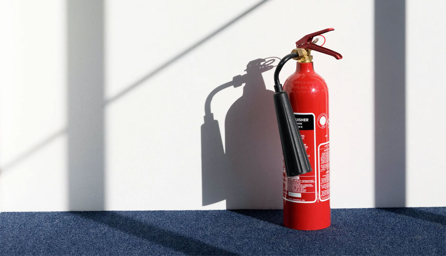 EN 1568-2 Fire Extinguisher - Foam Concentrates - Part 2: Specifications for High Expansion Foam Concentrates for Surface Application to Immiscible Liquids