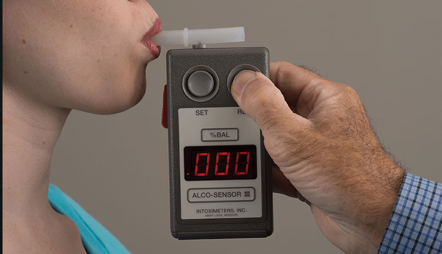 EN 15964 Oprema za testiranje alkohola v izdihanem zraku – zahteve in preskusne metode
