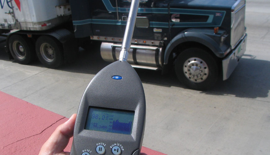 EN 1793-1 Naprave za dušenje hrupa avtocestnega prometa, 1. del: Osnovne značilnosti absorpcije zvoka v pogojih razpršenega zvočnega polja