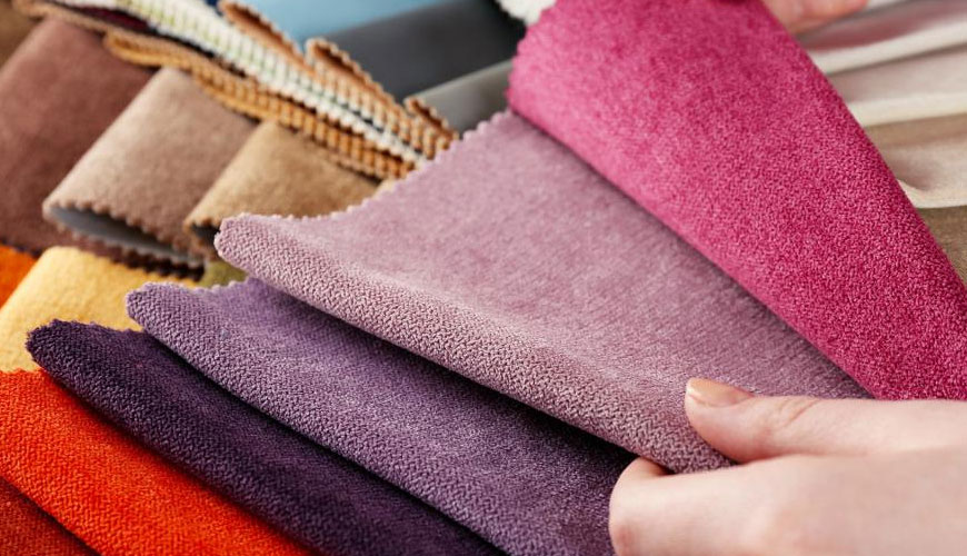 EN 22313 Tekstil Kumaşları - Yatay Olarak Katlanmış bir Numunenin Kırışmadan Geri Kazanım Açısının Ölçülmesiyle Belirlenmesi