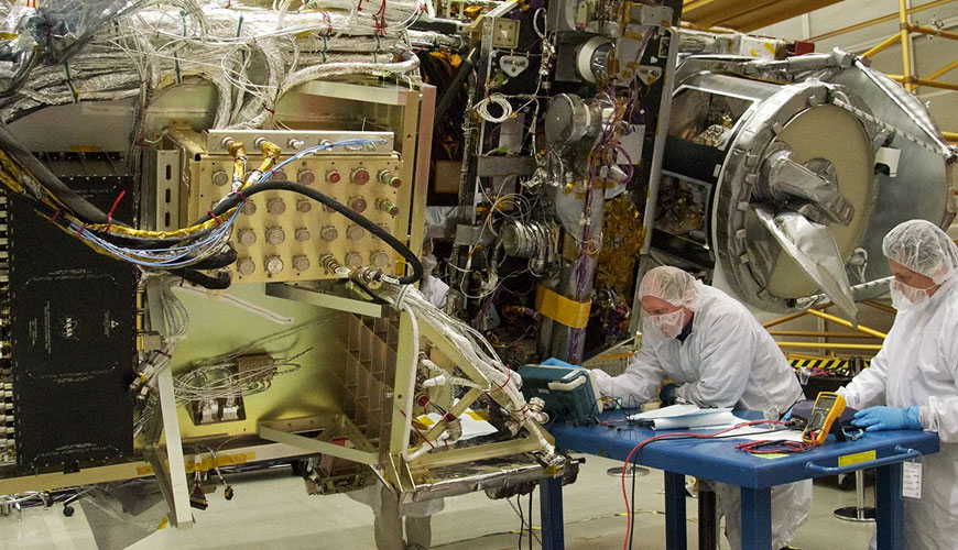 EN 2591-304 Havacılık Serisi, Elektrik ve Optik Bağlantı Elemanları, Bölüm 304: Nemli Isı Kararlı Durumu için Standart Test