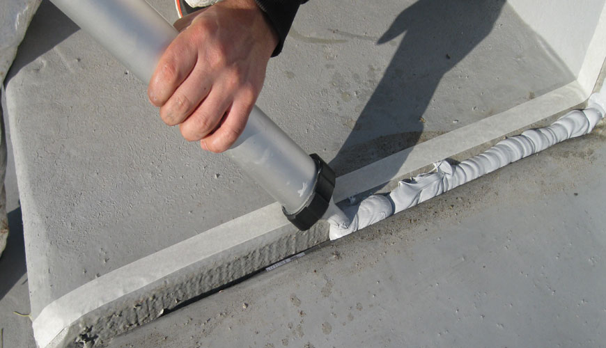 EN 28340 Building Construction - Sealing Materials - Test for Determination of Tensile Properties in Sustained Extension