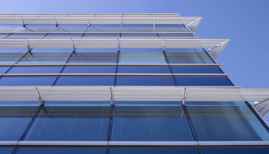 EN 410 建築中的玻璃 - 測定玻璃的發光和太陽能特性的標準測試方法