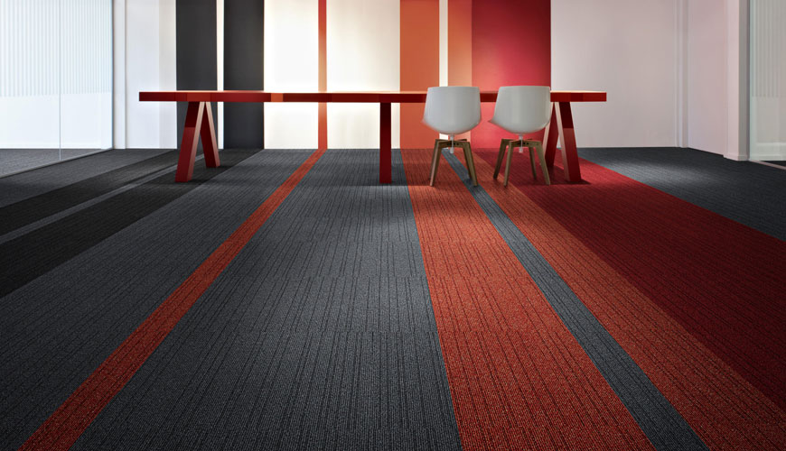 EN 424 Esnek Zemin Kaplamaları - Bir Mobilya Ayağının Simüle Edilmiş Hareketinin Etkisinin Belirlenmesi