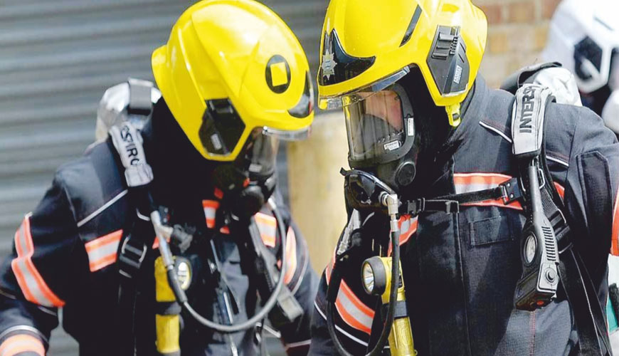 Test standard EN 469 pour les vêtements de protection pour les pompiers, vêtements de protection pour les activités de lutte contre l'incendie