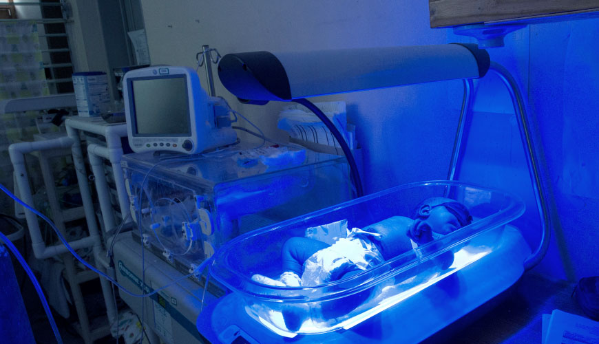 EN 60601-2-50 Medicinska električna oprema, 2-50 del: Posebne zahteve za osnovno varnost in osnovno delovanje opreme za fototerapijo dojenčkov