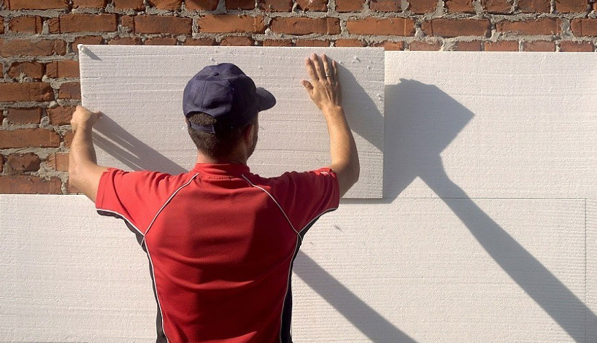 EN 825 Bina Uygulamaları için Isı Yalıtım Ürünleri - Düzlüğün Tayini için Standart Test Yöntemi