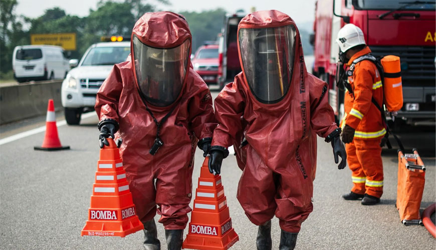 EN 943-2 Oblačila za zaščito pred kemikalijami – 2. del: Zahteve glede delovanja za zaščitna oblačila za kemikalije tipa 1 (tesno za plin) za ekipe za nujne primere (ET)