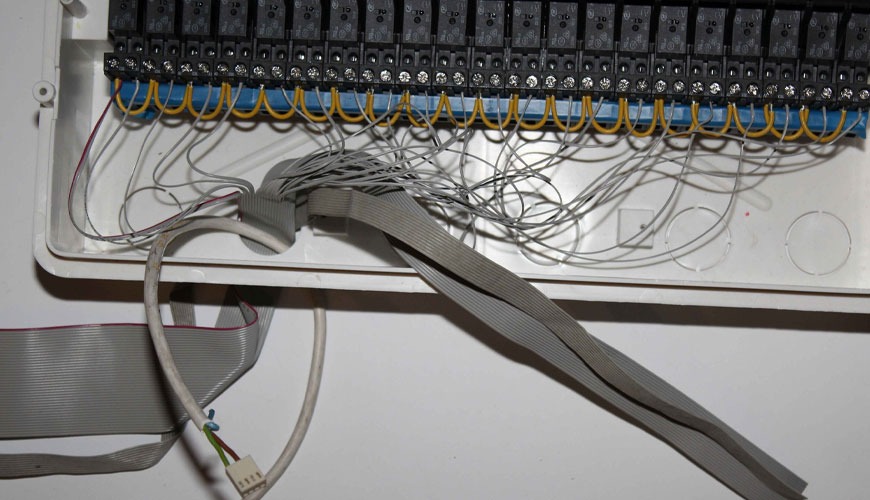 EN IEC 61000-4-12 Elektromanyetik Uyumluluk (EMC) - Bölüm 4-12: Test ve Ölçüm Teknikleri - Halka Dalga Bağışıklık Testi