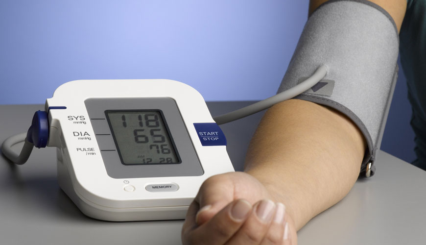 EN IEC 80601-2-30 Medicinska električna oprema, del 2-30: Standardni test za osnovno varnost avtomatiziranih neinvazivnih merilnikov krvnega tlaka