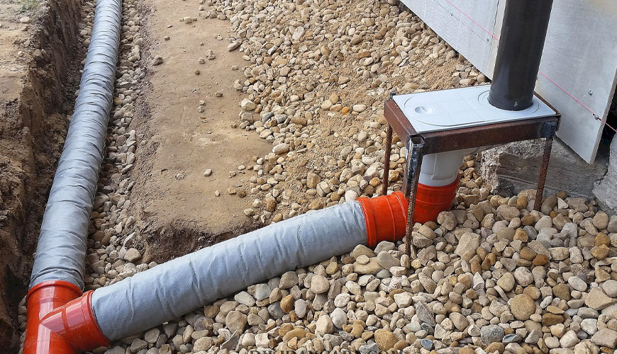 EN ISO 11296-3 Hệ thống ống nhựa để làm mới mạng lưới thoát nước và cống ngầm không áp suất - Phần 3: Che phủ bằng các ống hẹp