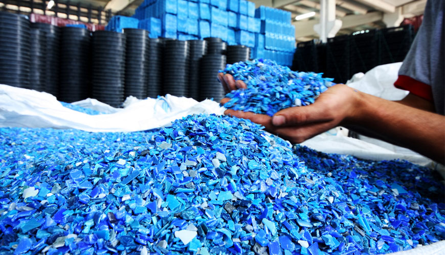 EN ISO 1183-1 Plastikler - Hücresel Olmayan Plastiklerin Yoğunluğunu Belirleme Yöntemleri - Daldırma Yöntemi, Sıvı Piknometre Yöntemi ve Titrasyon Yöntemi