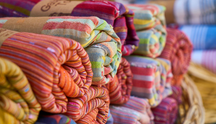 EN ISO 13938-1 Tekstil – Lastnosti porušitve tkanin – Hidravlična metoda za določanje razpočne trdnosti in razpočnega nabrekanja