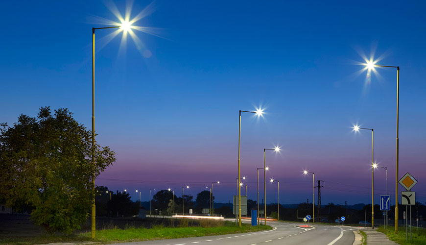 IEC 60598-2-3 Svetilke, del 2-3: Svetilke za posebne zahteve, cestna in ulična razsvetljava