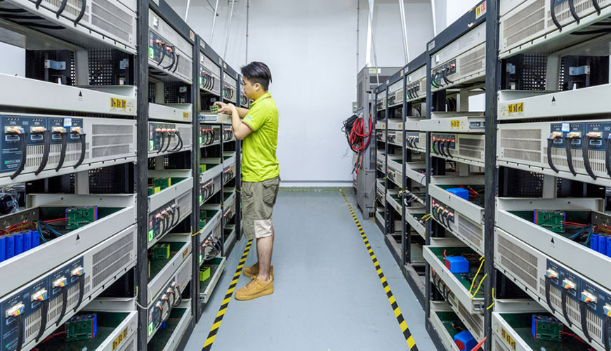 IEC 60664-5 Alçak Gerilim Sistemlerindeki Ekipman için Yalıtım Koordinasyonu - Bölüm 5: 2 mm veya Daha Az Açıklıklar ve Kaçak Mesafeler