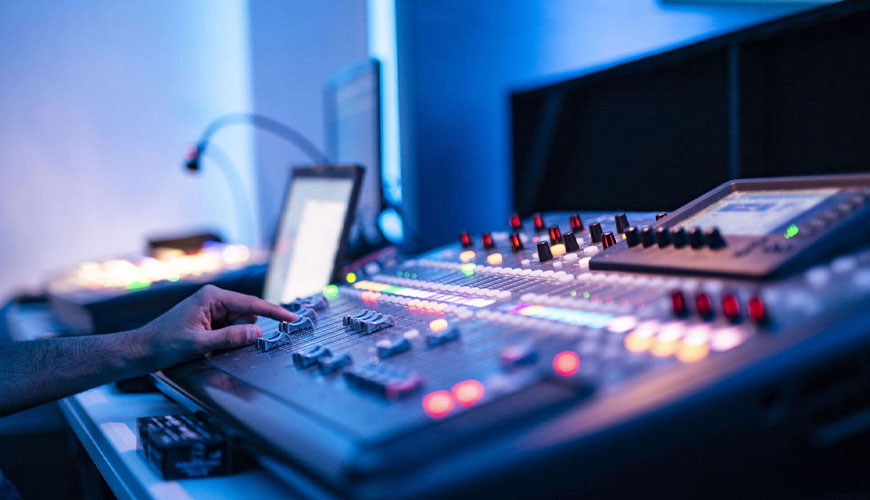 IEC EN 55103-2 Elektromanyetik Uyumluluk - Görsel-İşitsel ve Eğlence Aydınlatma Kontrol Cihazları için Test