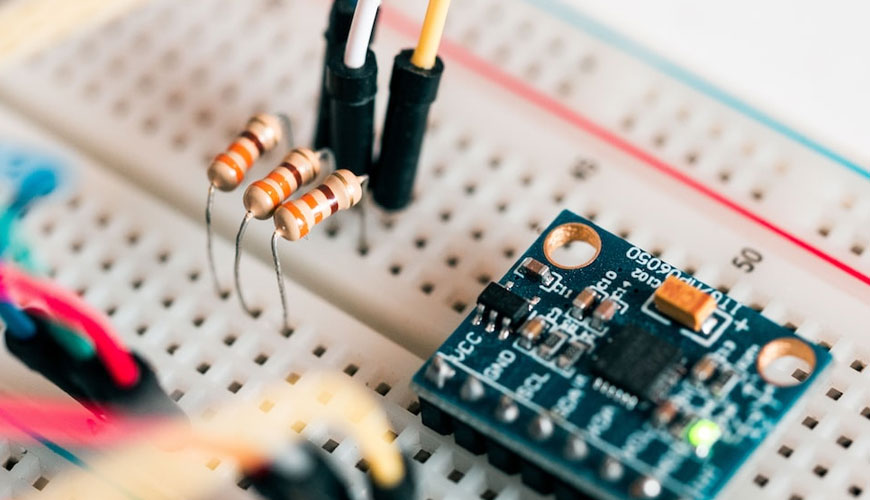 IEC EN 60115-5-1 Elektronik Ekipmanlarda Kullanım için Sabit Güç Dirençleri - Değerlendirme Seviyesi E