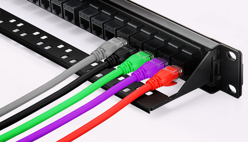 اتصالات IEC EN 60603-12 برای فرکانس های زیر 3 مگاهرتز برای استفاده با بردهای چاپی - قسمت 12: ابعاد یک سوکت سری طراحی شده برای استفاده با مدارهای مجتمع