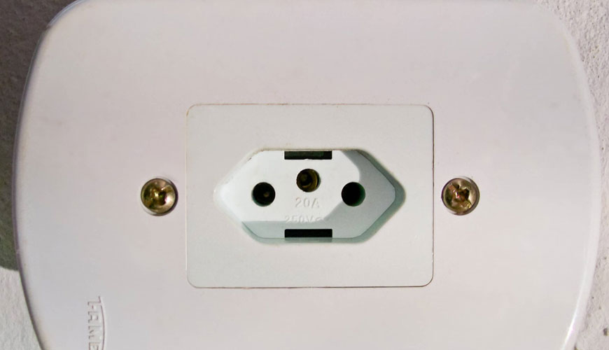 IEC EN 60906-2 Ev ve Benzeri Amaçlar için IEC Fiş ve Priz Sistemi - Bölüm 2: Fiş ve Prizler 15 A 125 V AC ve 20 A 125 V AC için Standart Test