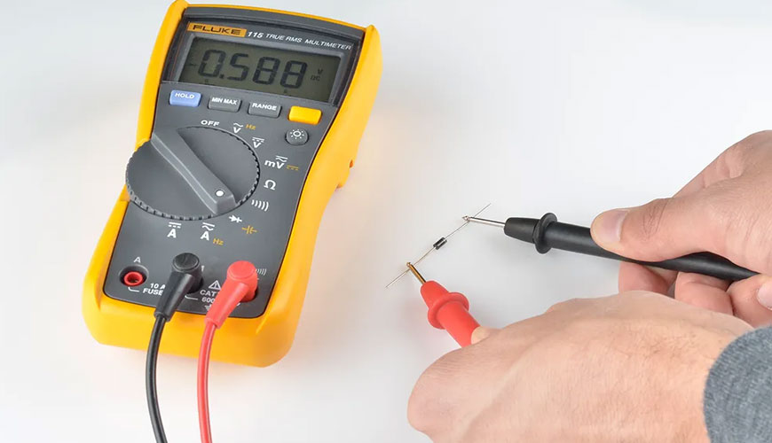 IEC EN 61000-4-34 Electromagnetic Compatibility (EMC) - Part 4-34: Test and Measurement Techniques - Voltage Drop Tests for Equipment With Mains Current More Than 16 Amps Per Phase