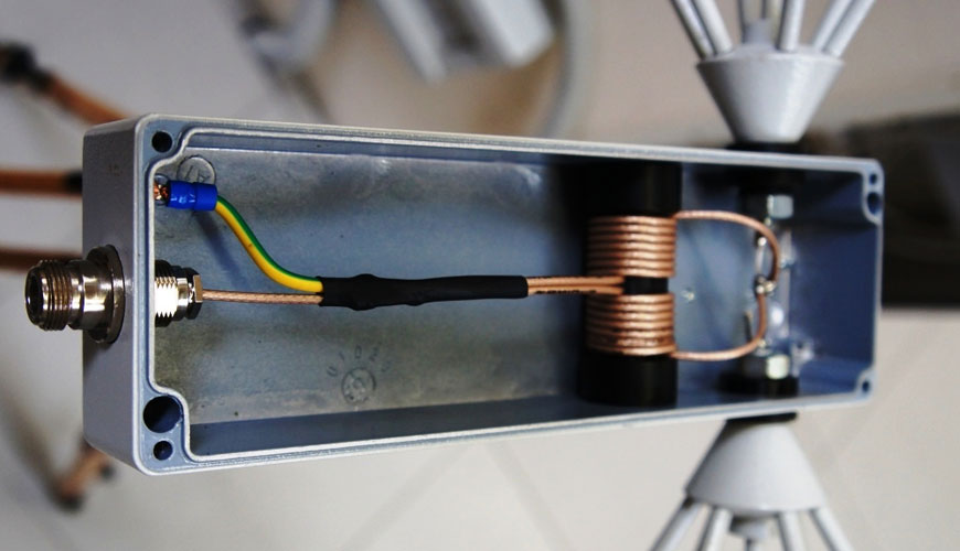 IEC EN 61019-3 Resonatorji površinskih akustičnih valov - Test za standardne glavne in kabelske povezave