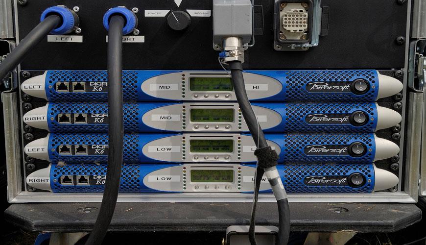 IEC EN 61156-4 Večžilni in simetrični dvo- do štirižilni kabli za digitalne komunikacije - 4. del: Dvižni kabli - Specifikacija po delih