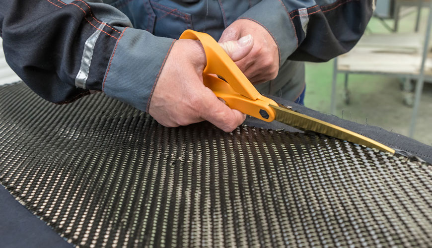 IEC EN 61249-4-11 Basılı Panolar ve Diğer Birbirine Bağlı Yapılar için Malzemeler - Bölüm 4-11: Prepreg Malzemeler için Kesit Spesifikasyonu Seti - Tanımlanmış Tutuşabilirliğe Sahip Dokuma E-Cam Prepreg