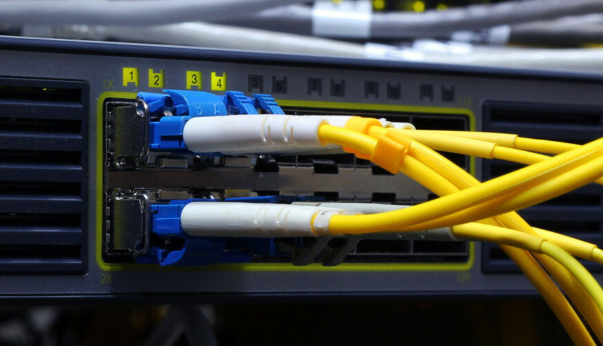 IEC EN 61300-3-22 Fiber Optik Ara Bağlantı Cihazları ve Pasif Bileşenler, Bölüm 3-22: İncelemeler ve Ölçümler, Yüksük Sıkıştırma Kuvveti