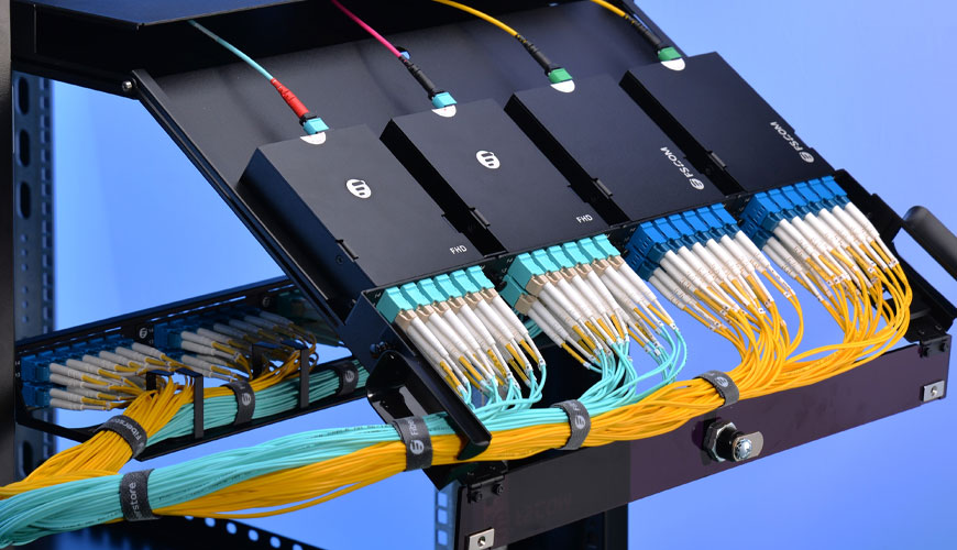 IEC EN 62150-3 Fiber Optik Aktif Bileşenler ve Cihazlar - Bölüm 3: Optik Yuvalarda ve Alıcı-Verici Arayüzlerinde Mekanik Bozulmanın Neden Olduğu Optik Güç Değişimi