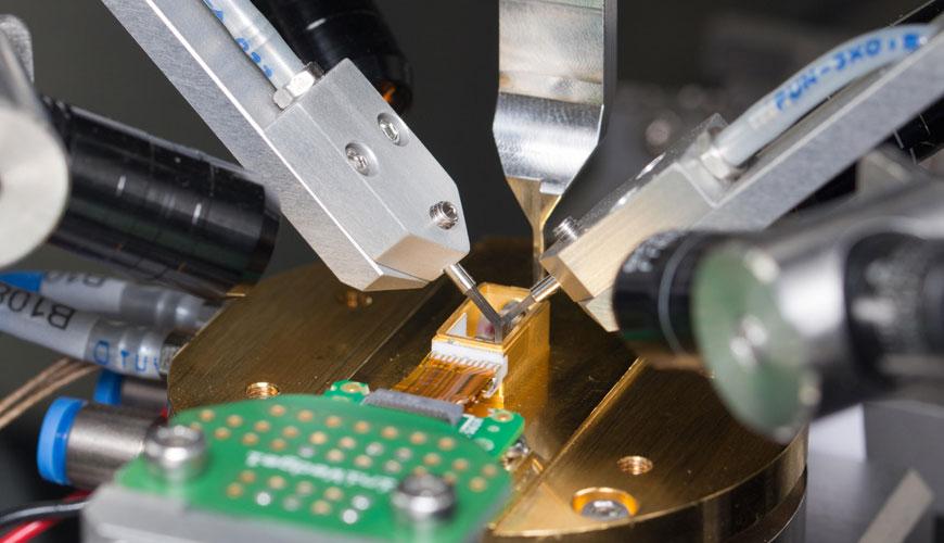 IEC EN 62150-6 Aktivne komponente in naprave iz optičnih vlaken - Testni in merilni postopki - 6. del: Univerzalne medetažne plošče za testiranje in merjenje fotonskih naprav