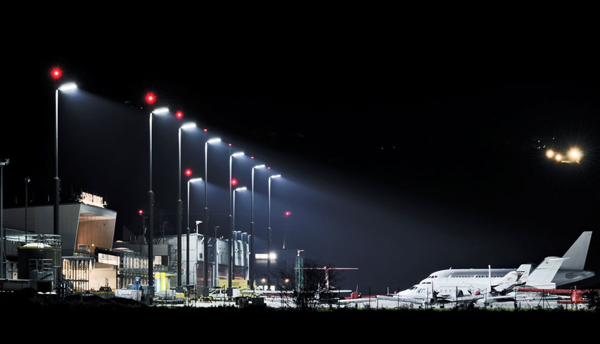 IEC TS 62143 Električne napeljave za razsvetljavo in signalizacijo letališč - Standardni preizkus za letalske zemeljske svetlobne sisteme