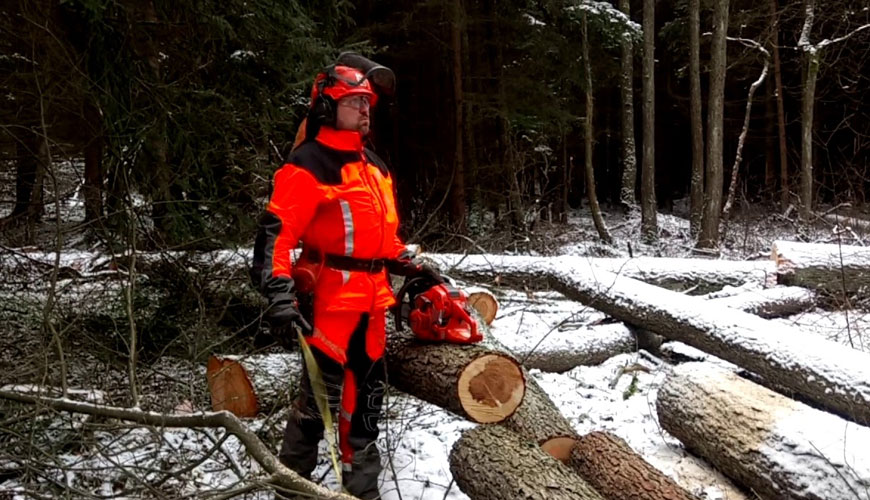 ISO 11393-1 Protective Clothing for Handheld Chainsaw Users - Part 1: Test Equipment for Testing Resistance to Electric Saw Cut