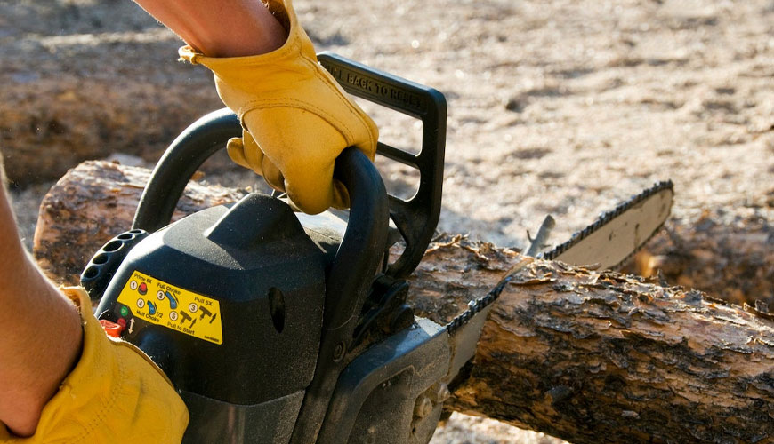ISO 11393-4 Protective Clothing for Handheld Chainsaw Users - Part 4: Performance Requirements and Test Methods for Protective Gloves