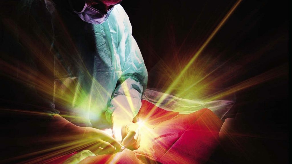 ISO 11810 Laserji in z njimi povezana oprema - Preskusna metoda in razvrstitev laserske odpornosti kirurških zaves in / ali zaščitnih prevlek za paciente